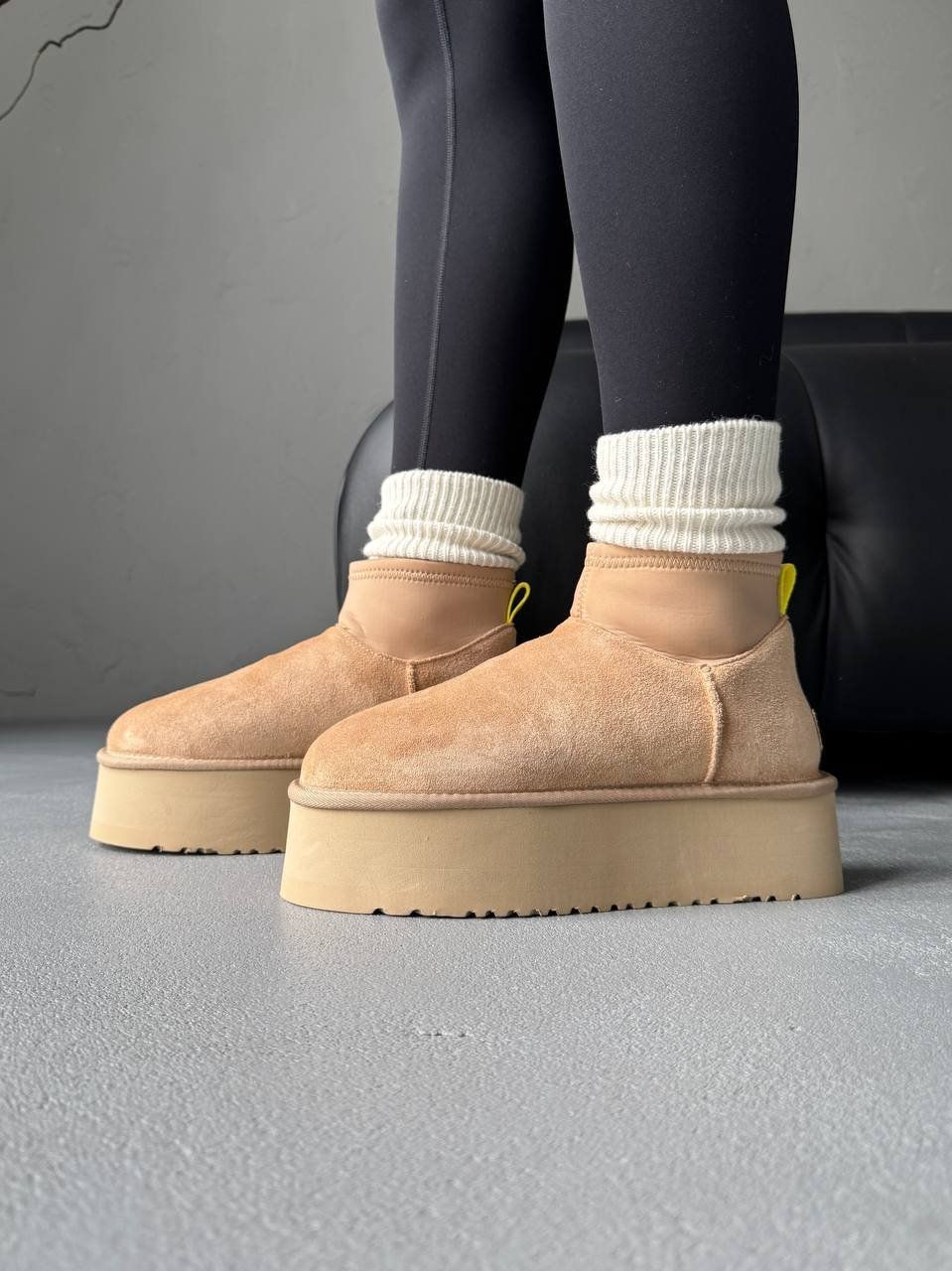 Ugg Classic Dipper Low