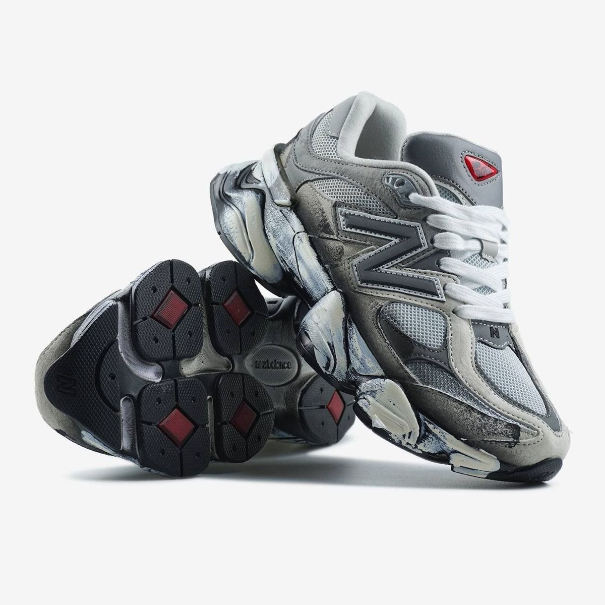 New Balance 9060