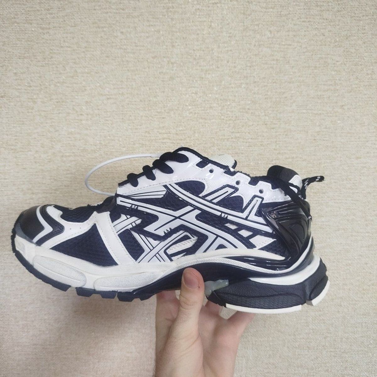 Balenciaga Runner