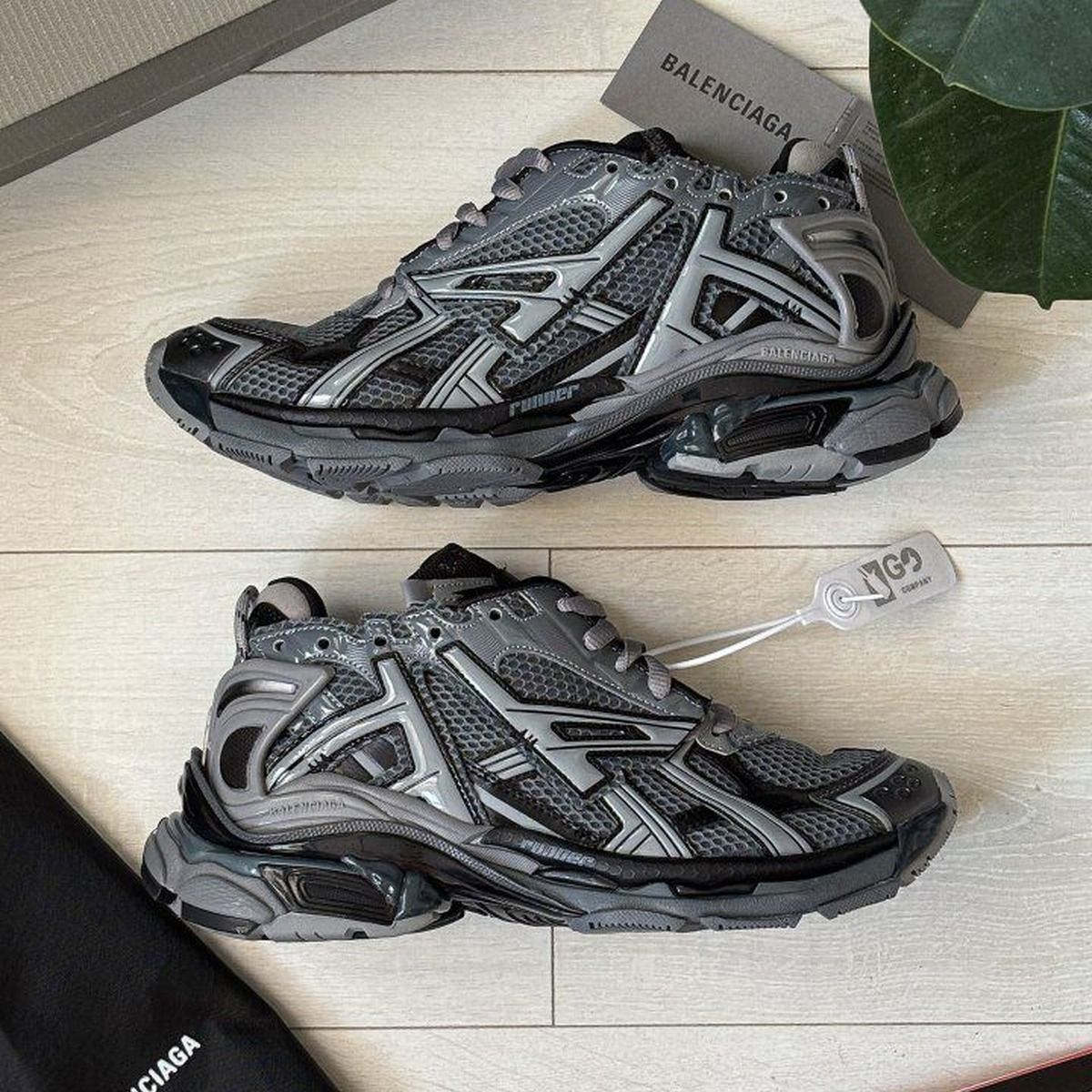 Balenciaga Runner