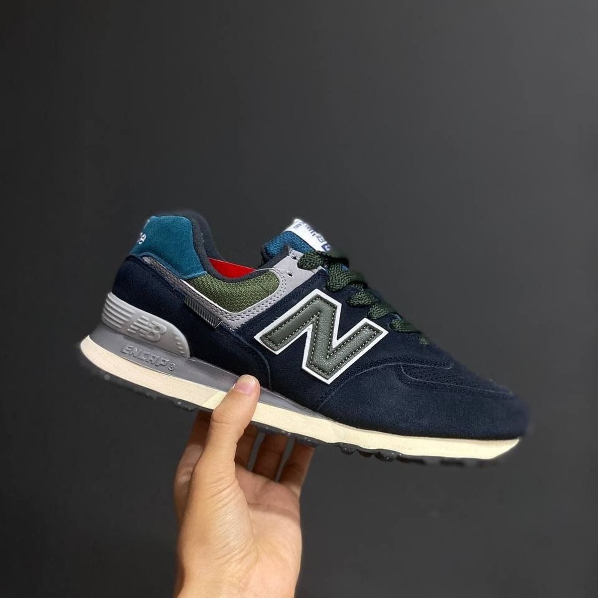 New Balance 574