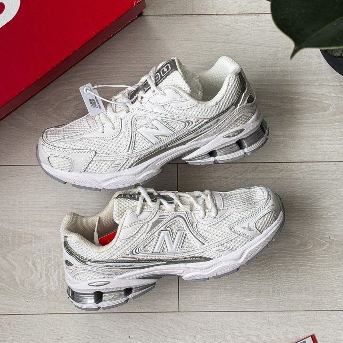 New Balance 1064