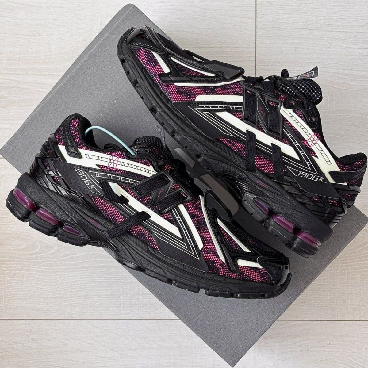 New Balance 1906A