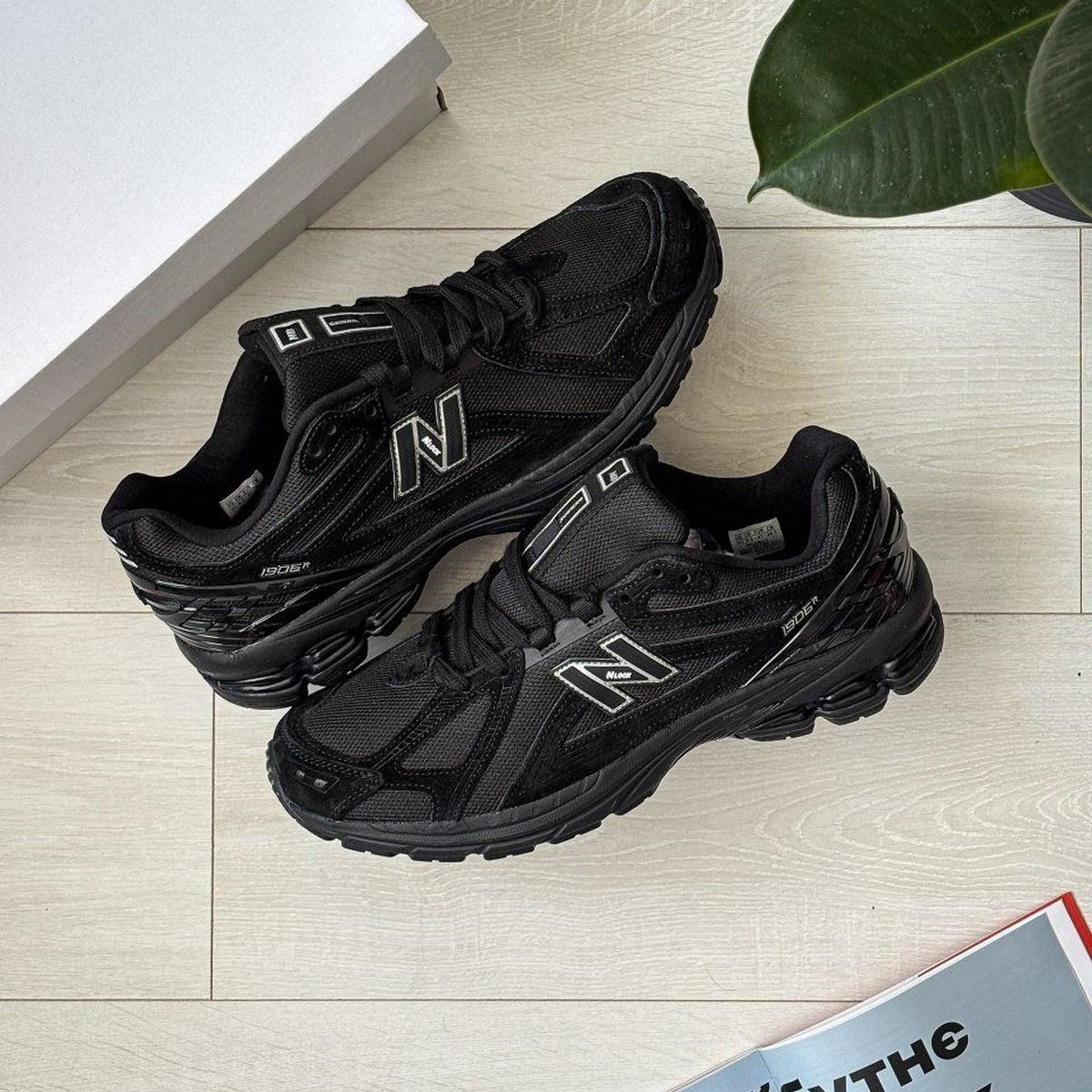 New Balance 1906R