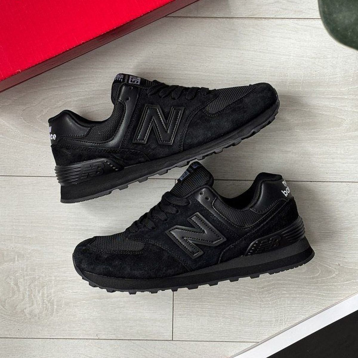 New Balance 574 Triple Black