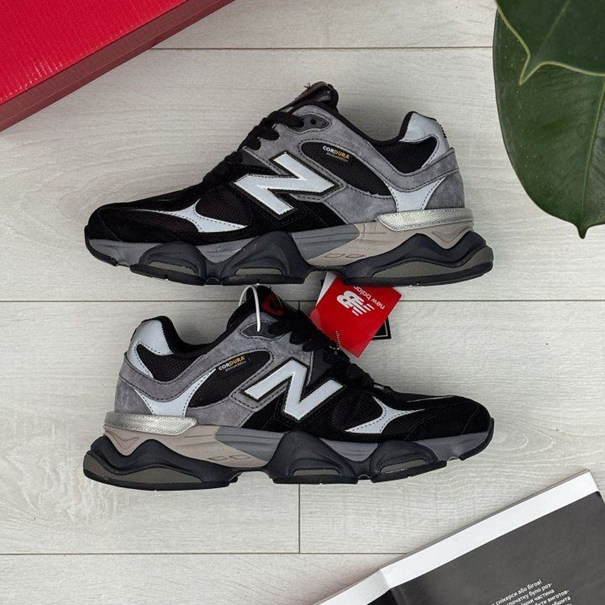 New Balance 9060