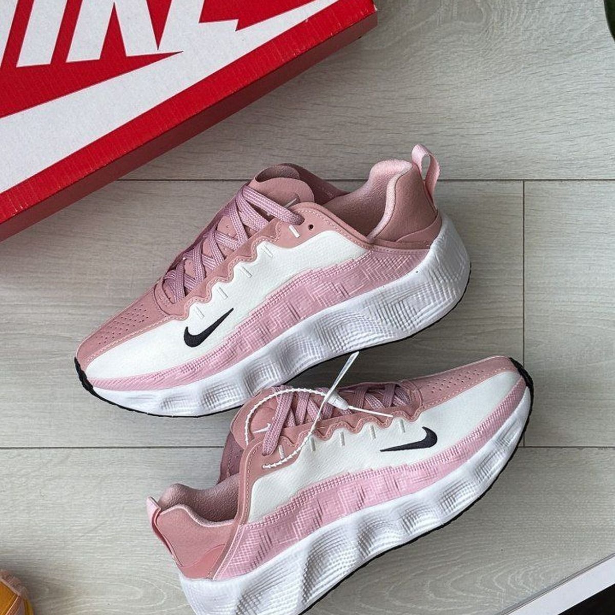 Nike Ava Rover