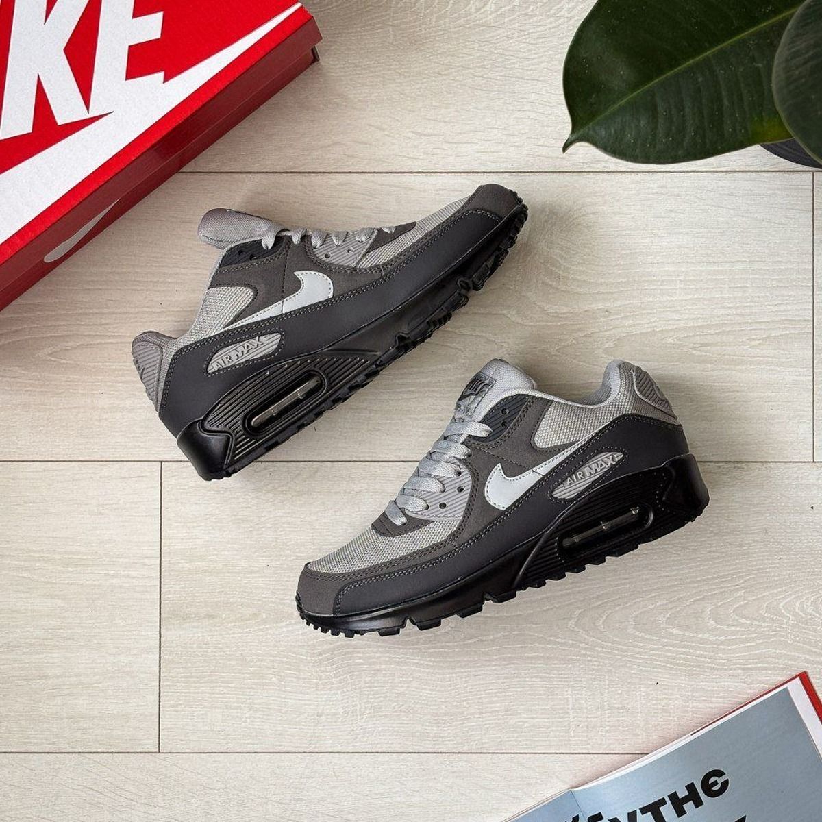 Nike Air Max 90
