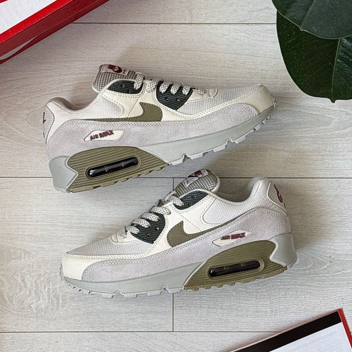 Nike Air Max 90