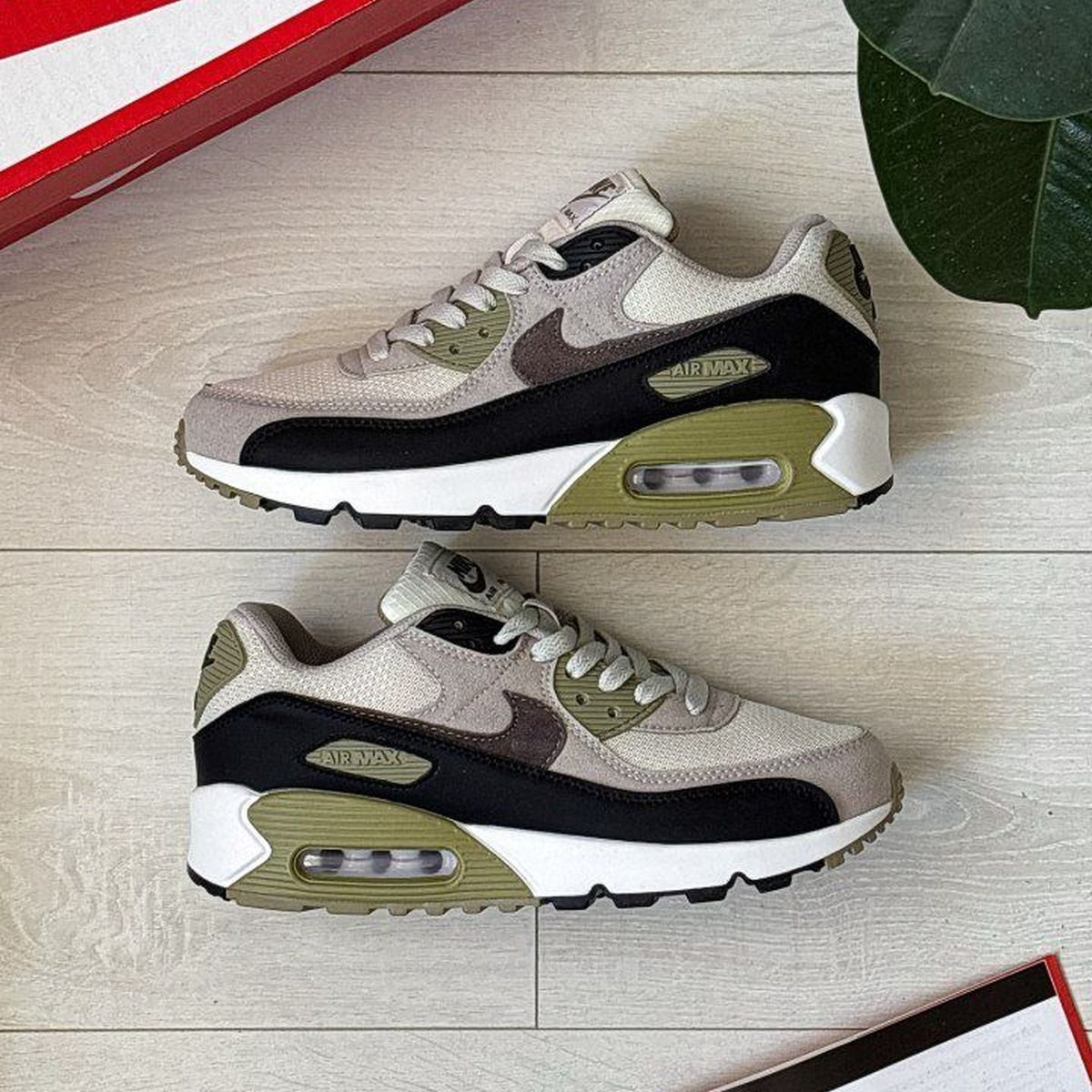 Nike Air Max 90