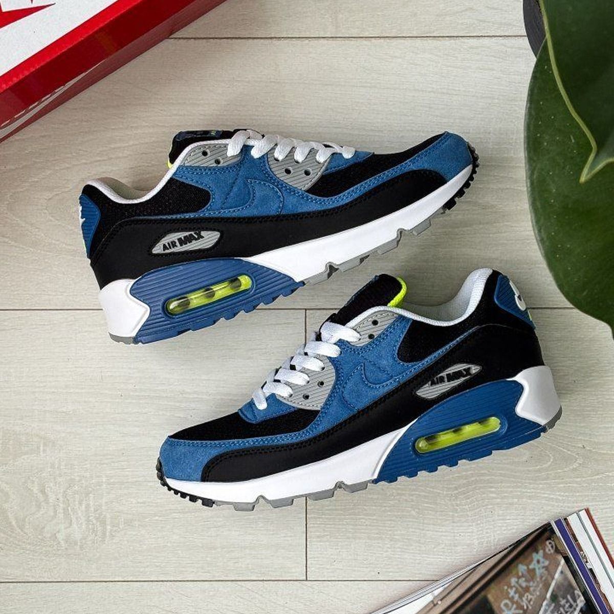 Nike Air Max 90