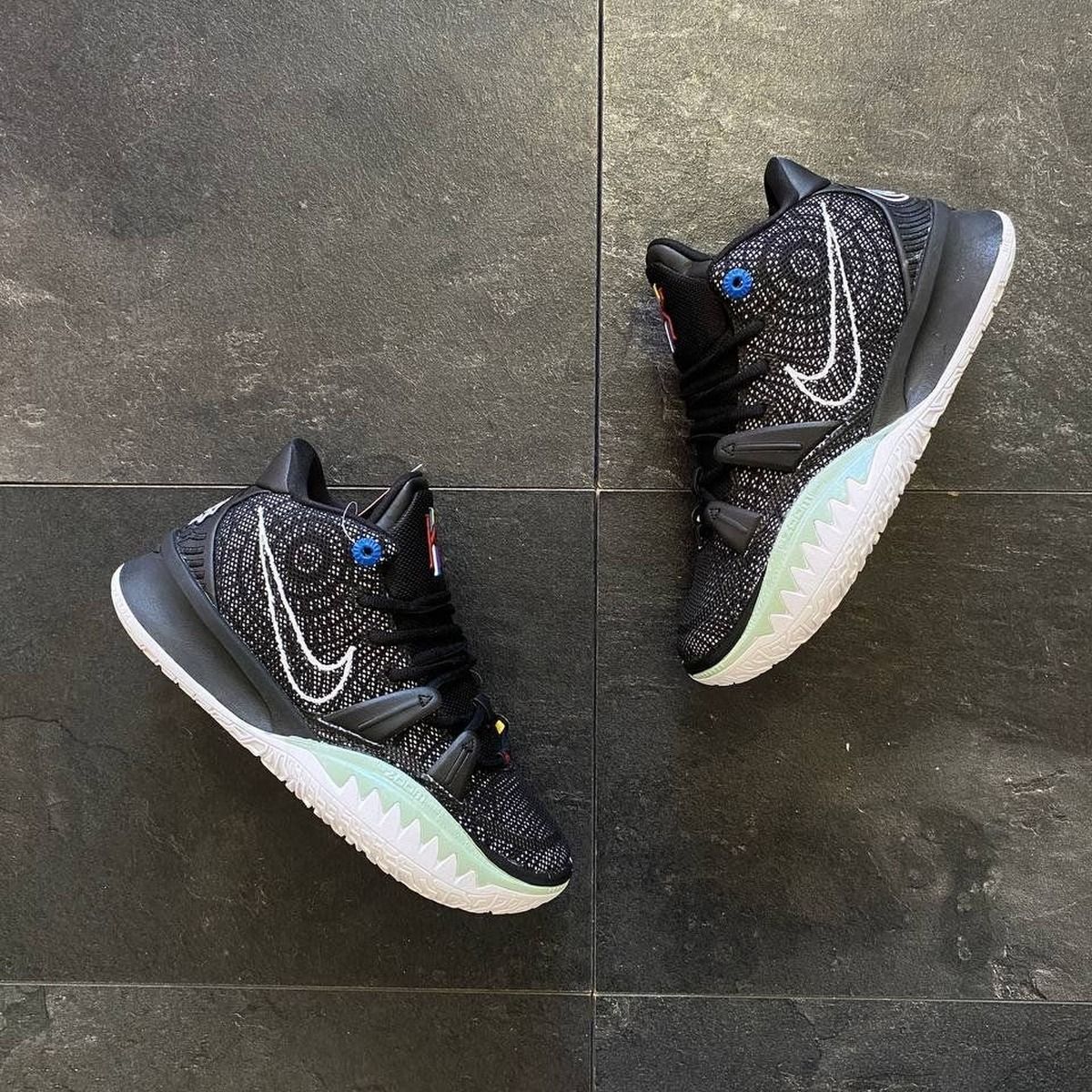 Nike Kyrie 7 “Pre-Heat”