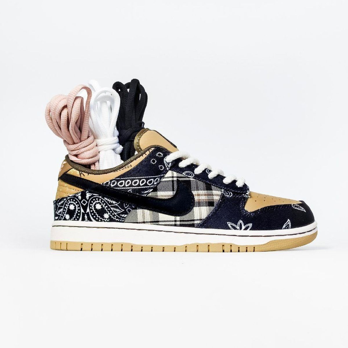 Nike Travis Scott x Dunk Low Fur