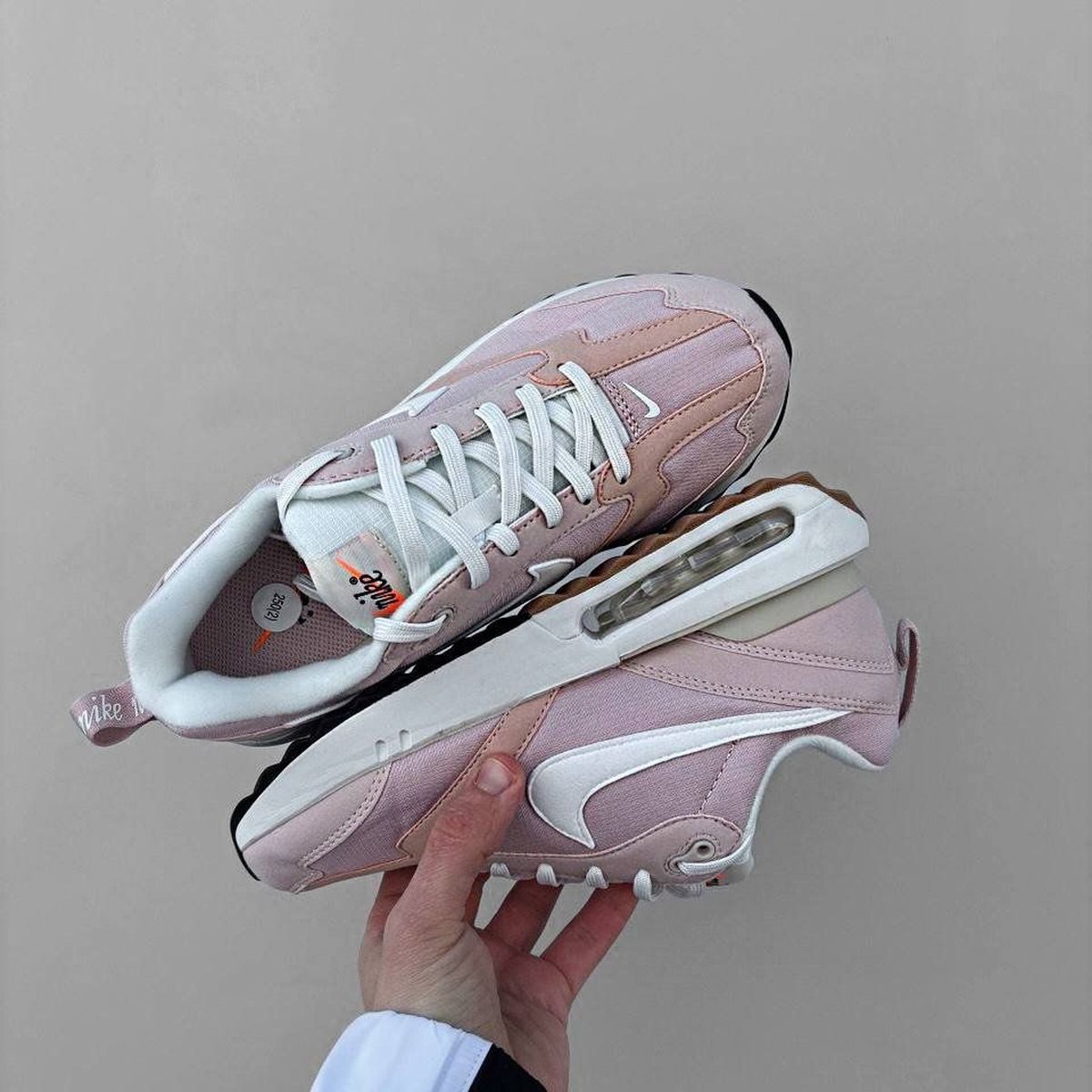 Nike Air Max Dawn