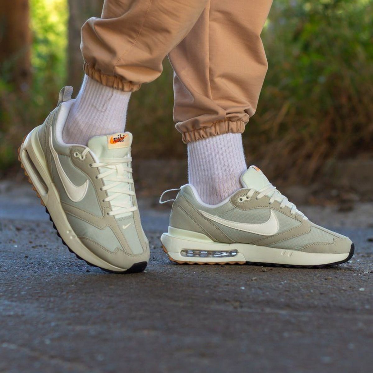 Nike Air Max Dawn