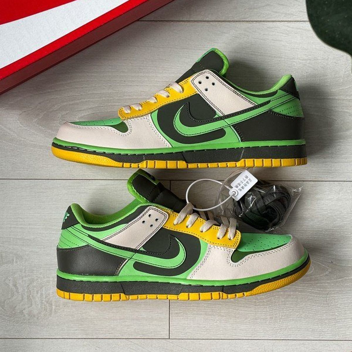 Nike SB Dunk Low