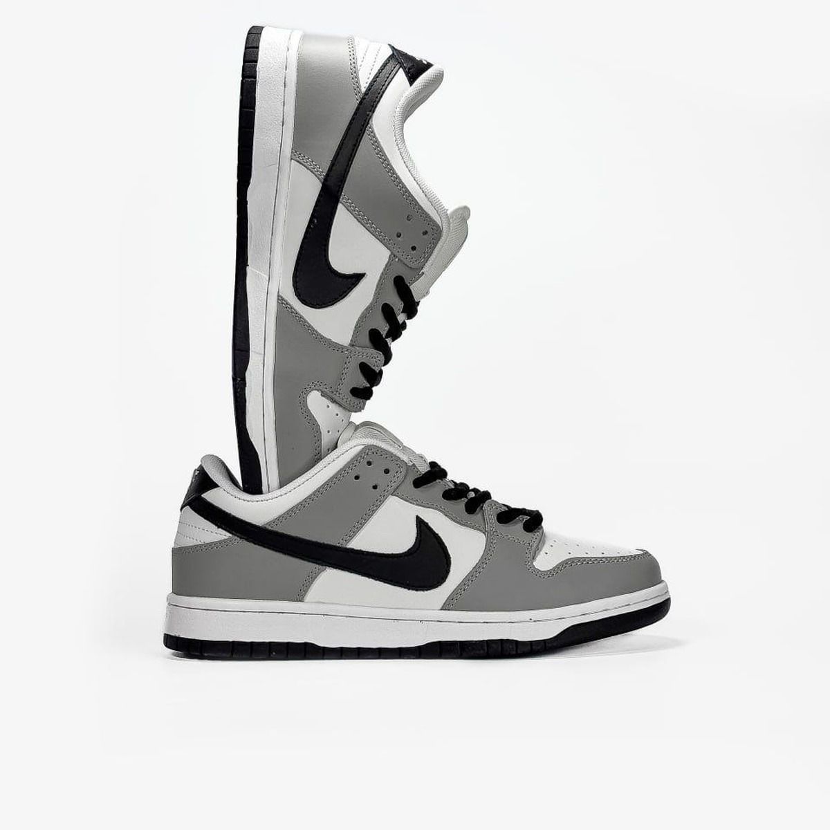 Nike SB Dunk Low