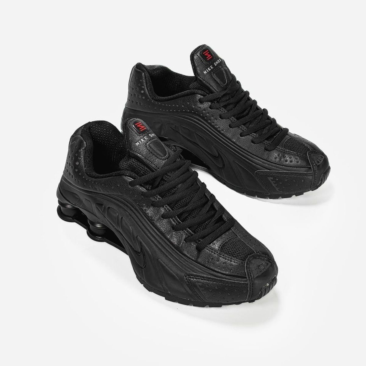 Nike Shox R4