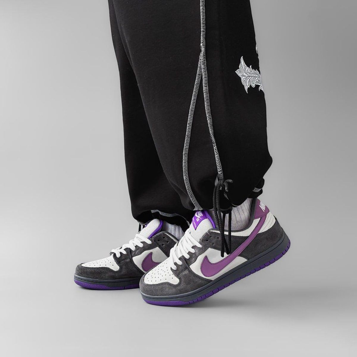 Nike SB Dunk Low Pro 'Purple Pigeon'