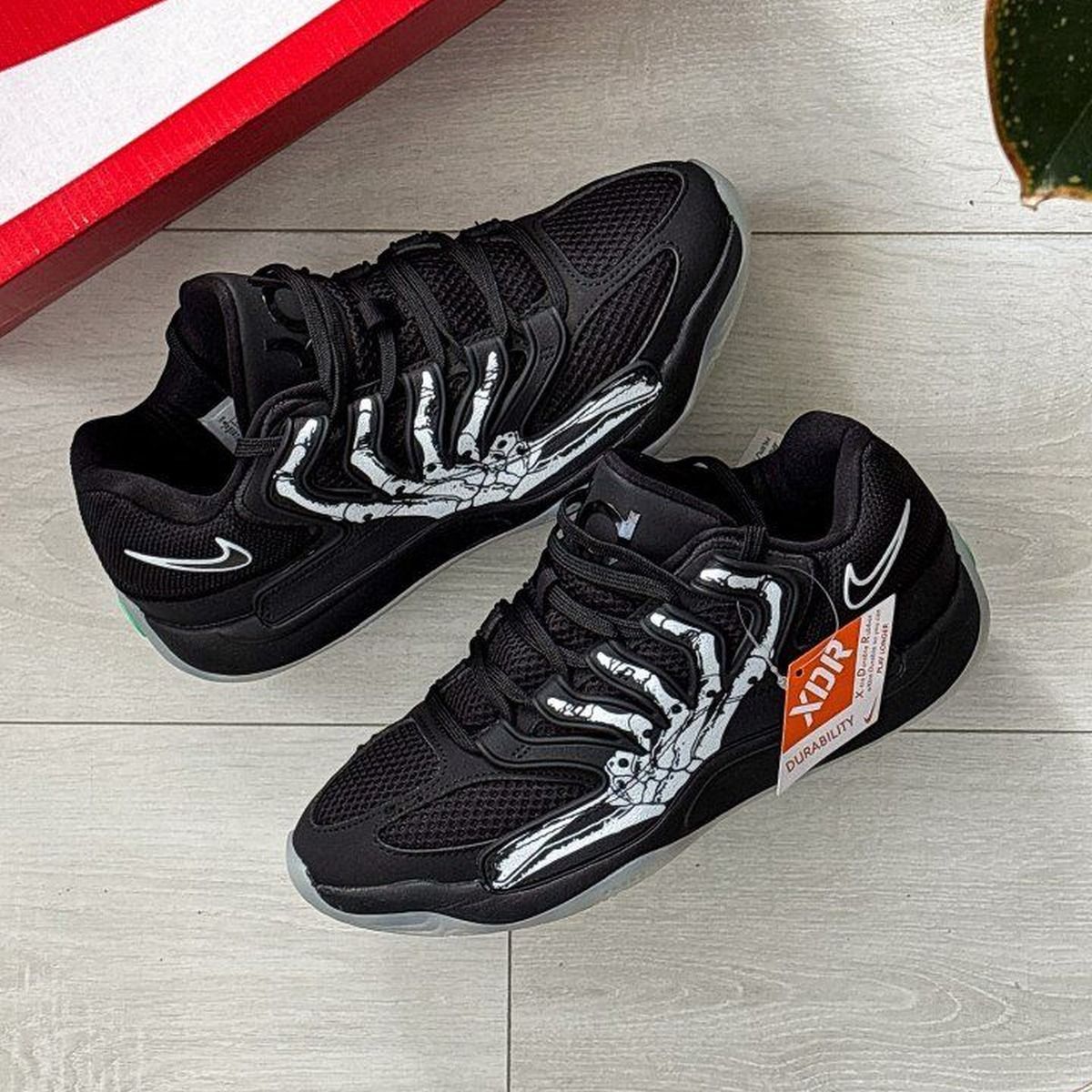 Nike KD 18