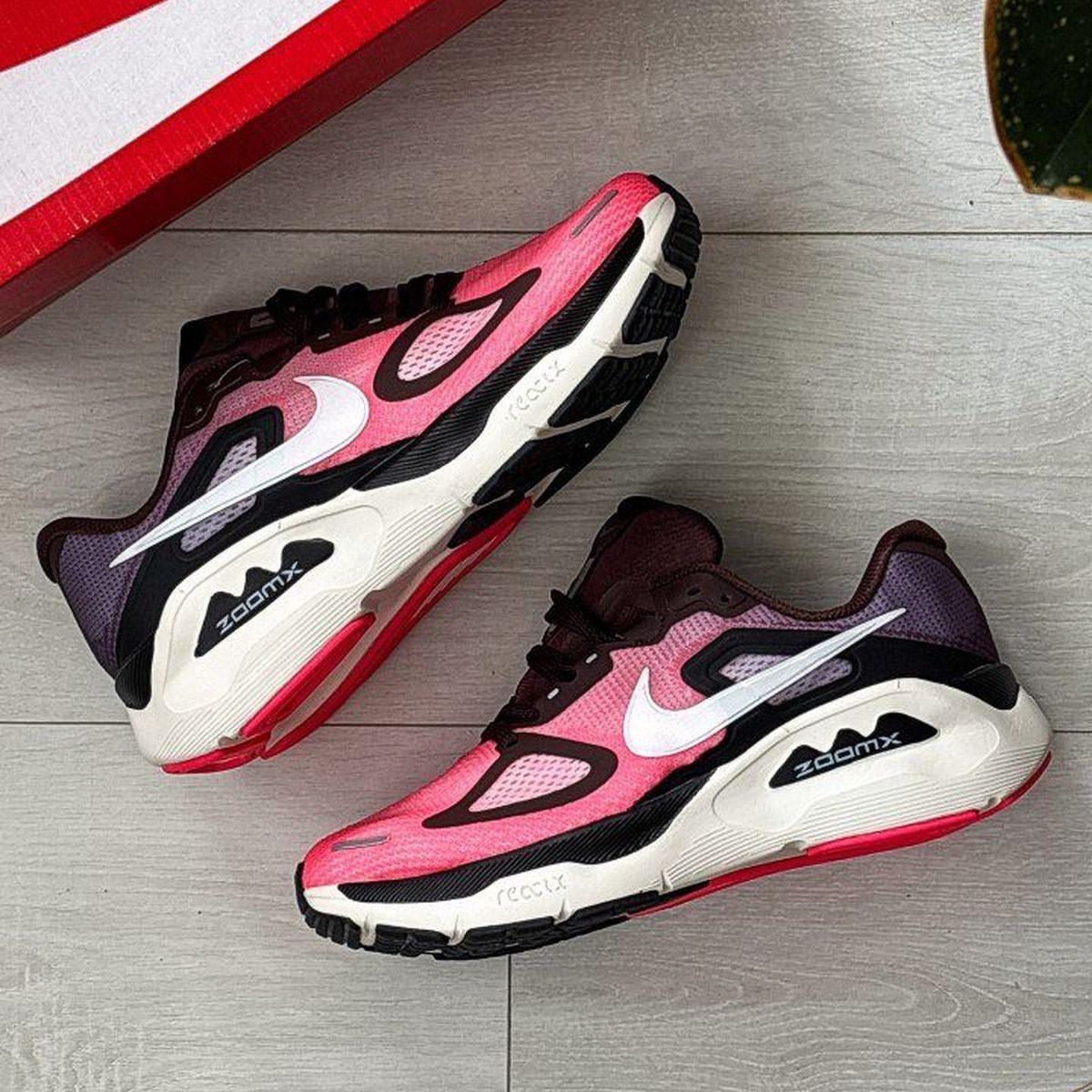 Nike Wmns Structure Plus