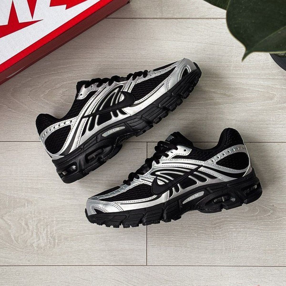 Nike Air Max Moto 2K