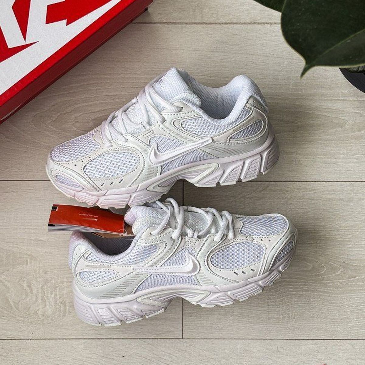 Nike V5 RNR