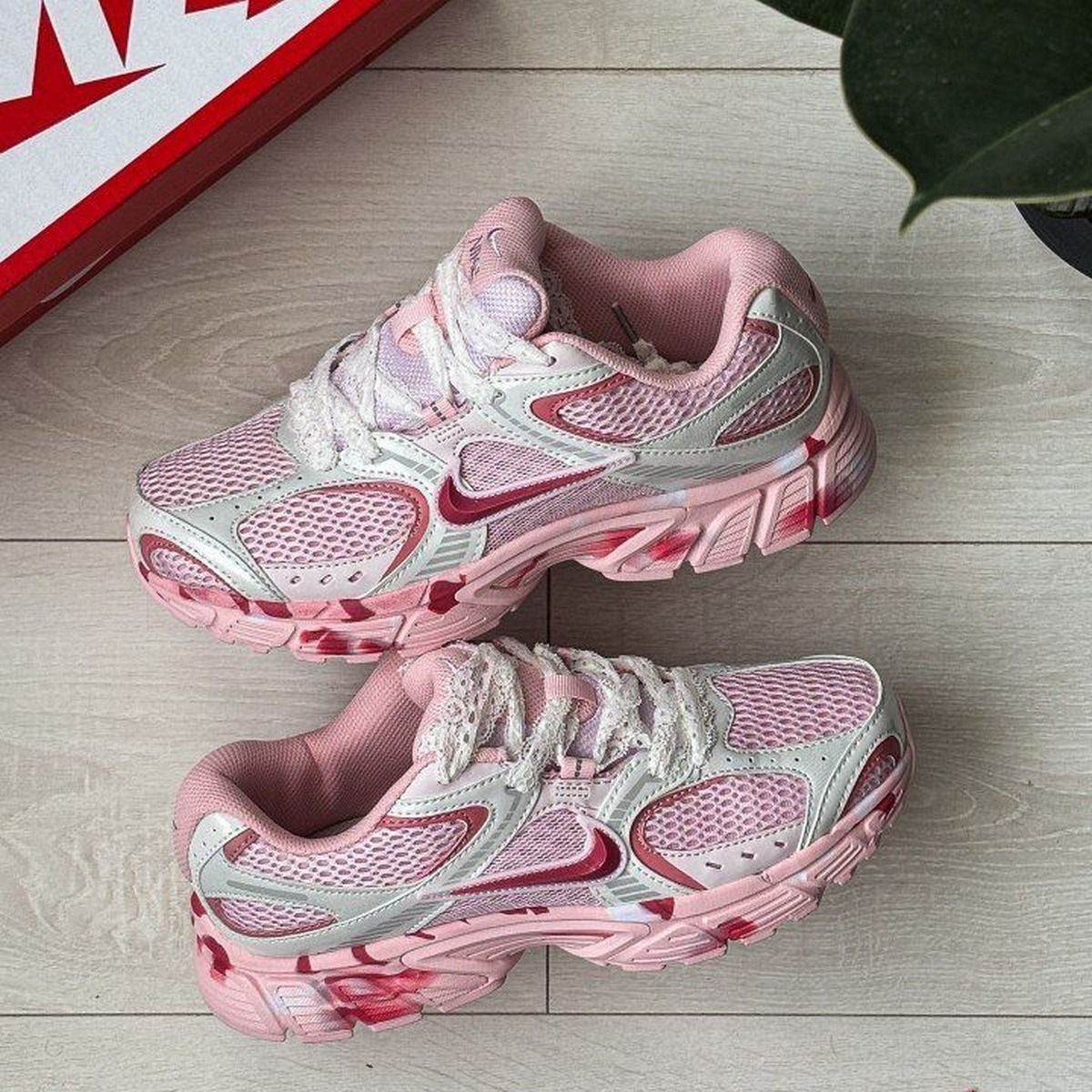 Nike V5 RNR