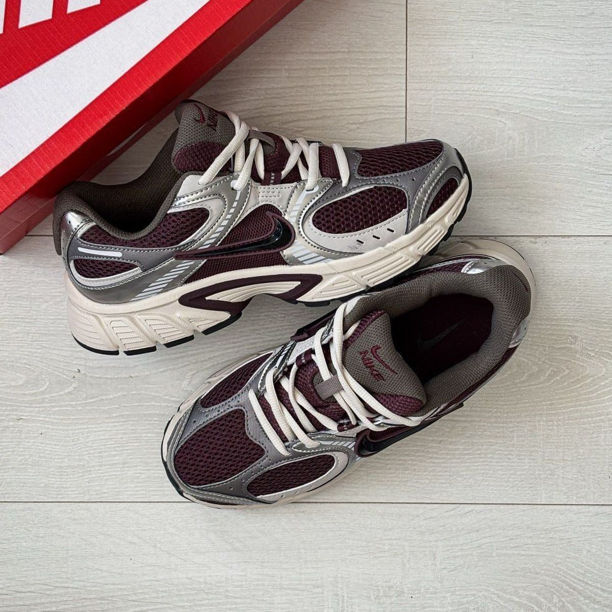 Nike V5 RNR