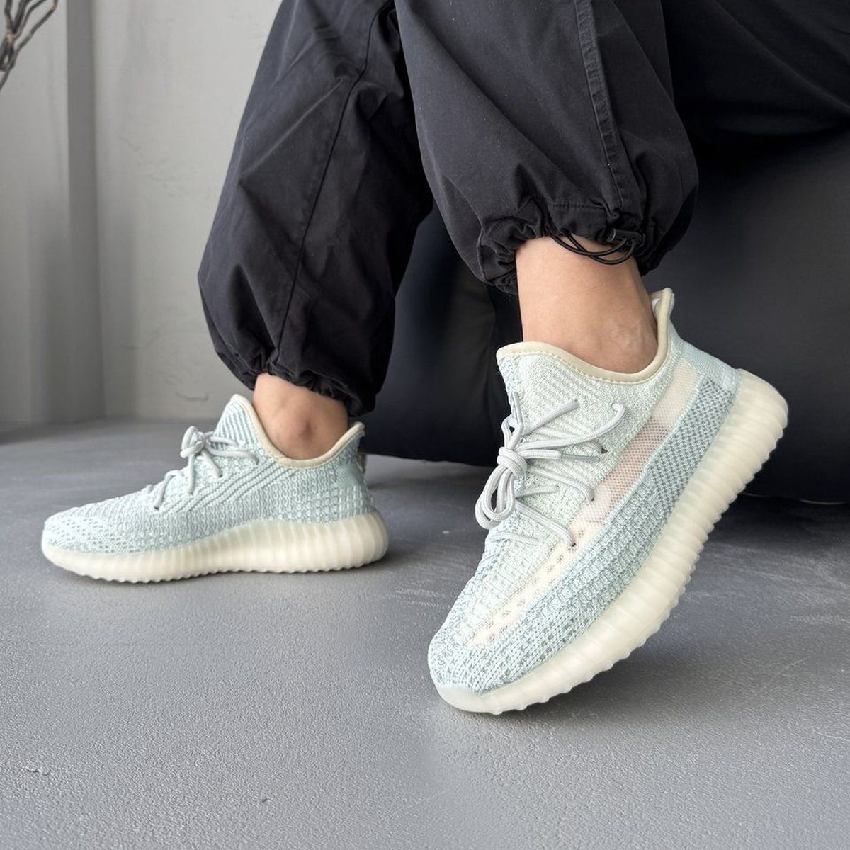 Adidas Yeezy V2
