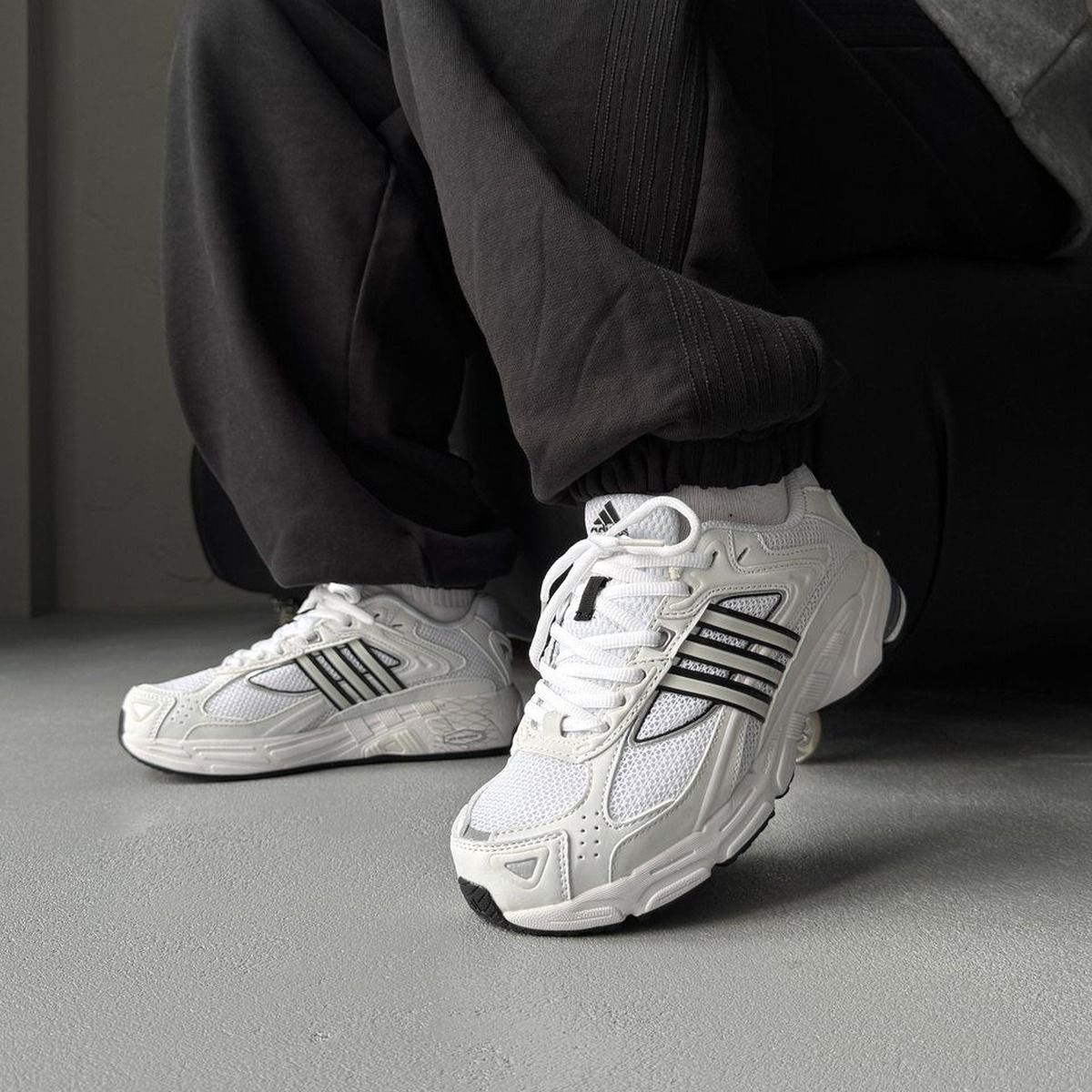 Adidas Response CL