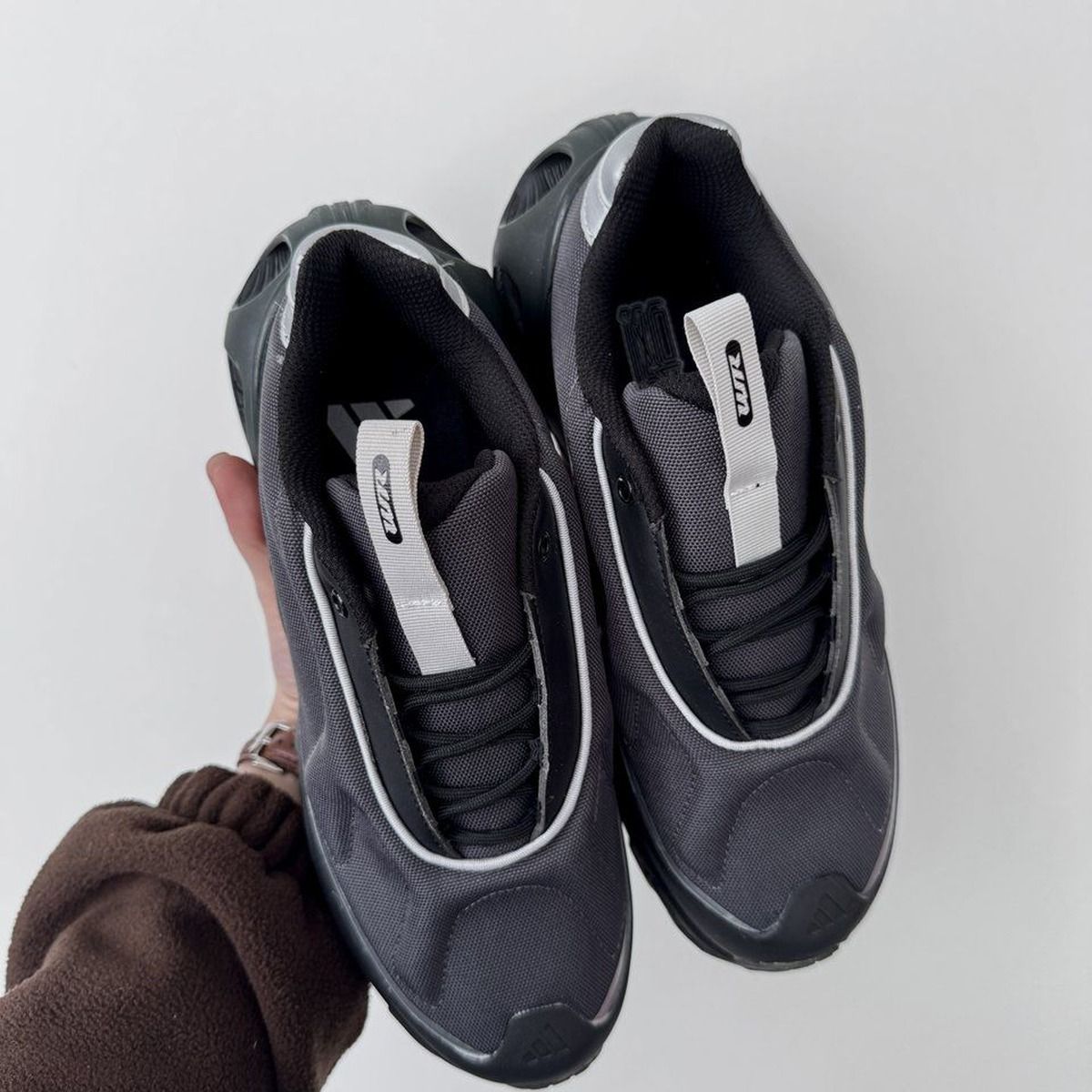 Adidas Edge Runner