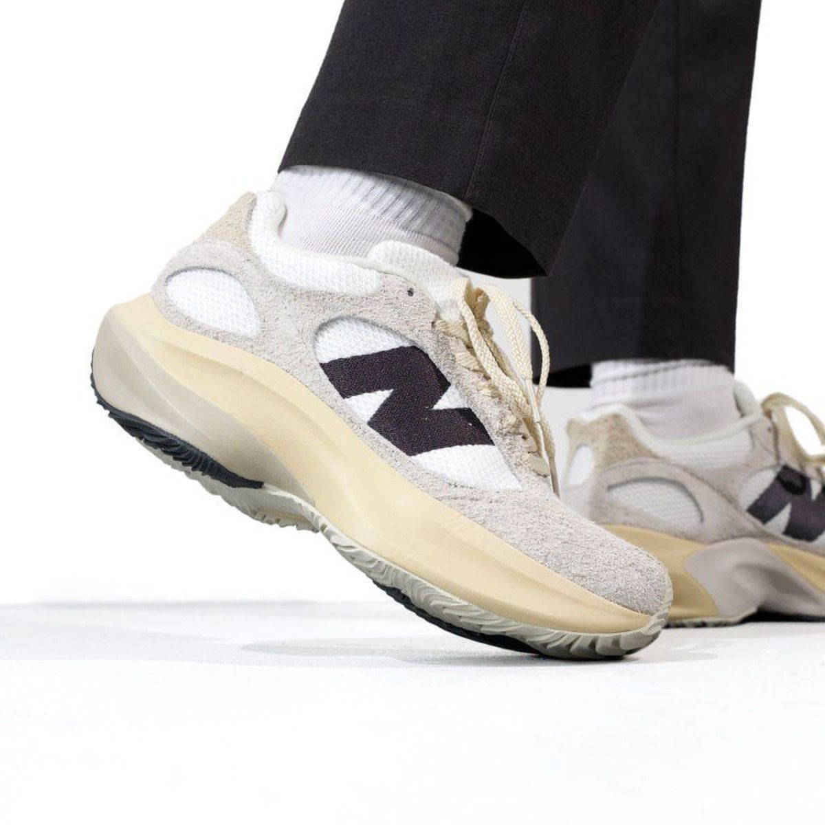 New Balance Warped Runner