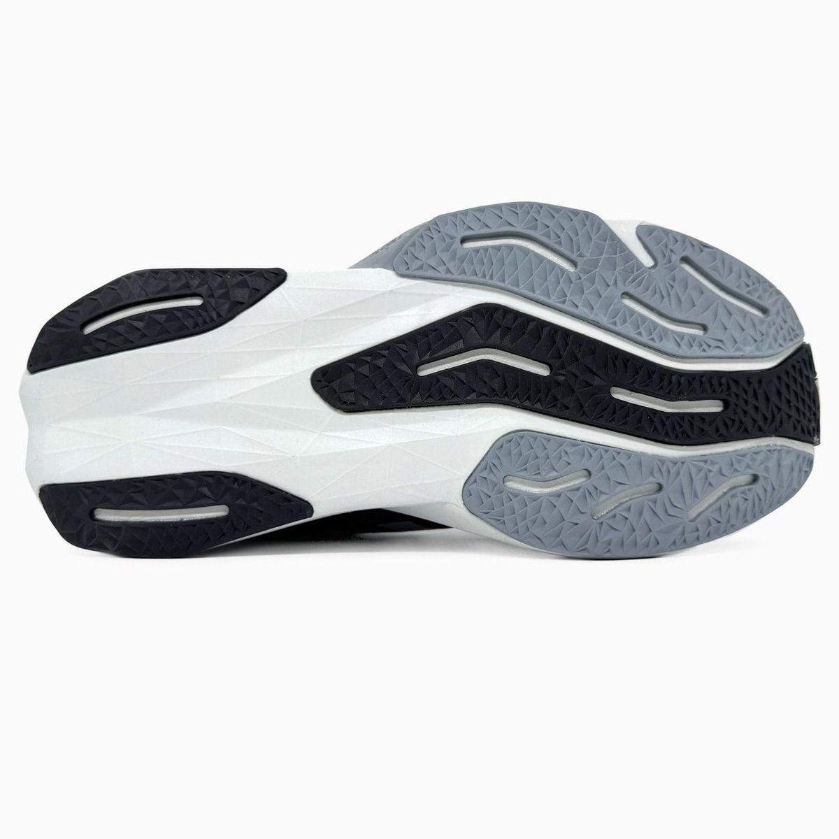New Balance Fuelcell Rebel V4