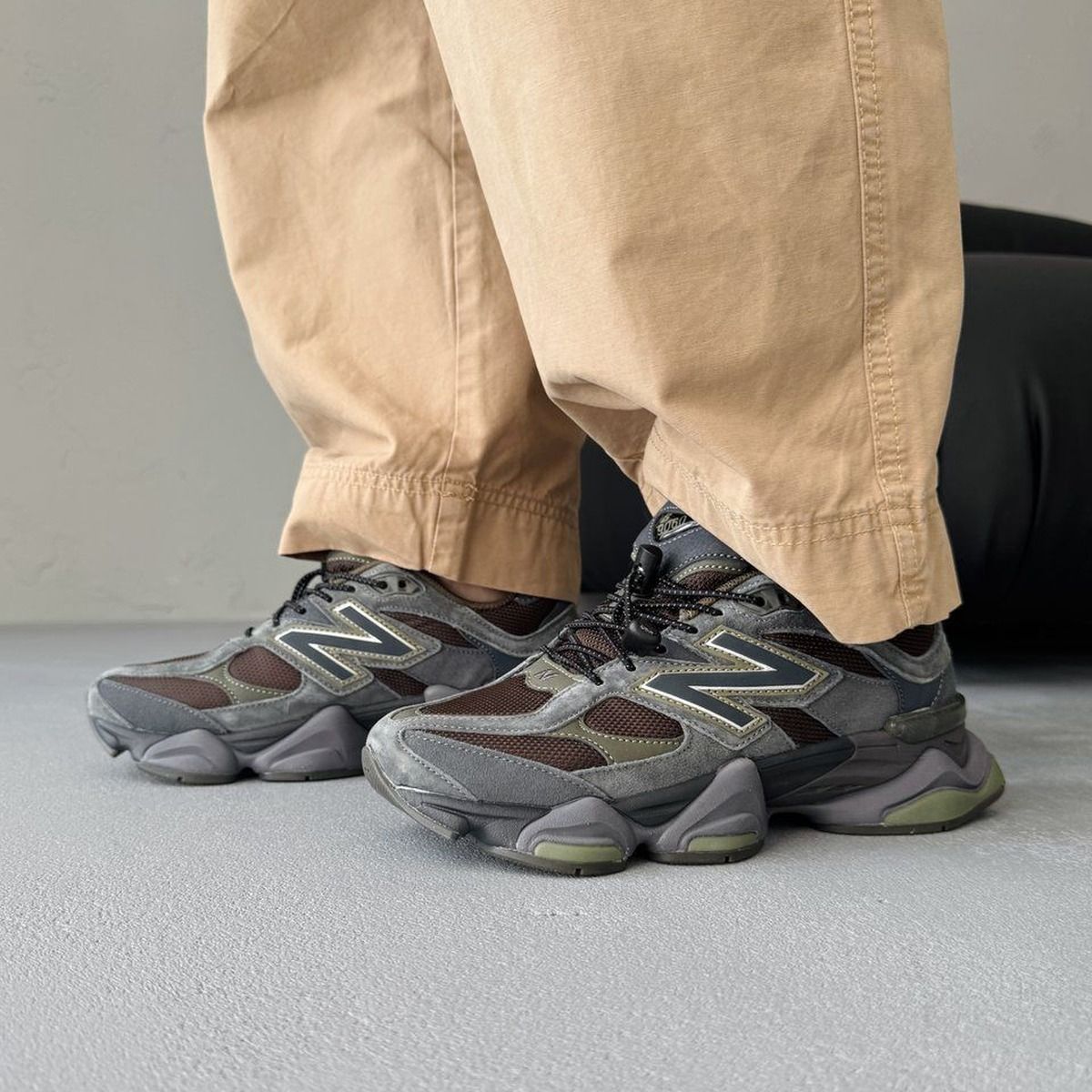 New Balance 9060