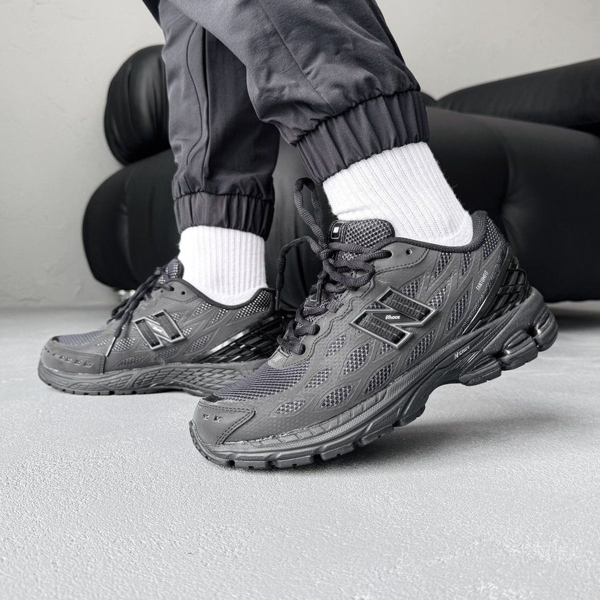 New Balance 1906R