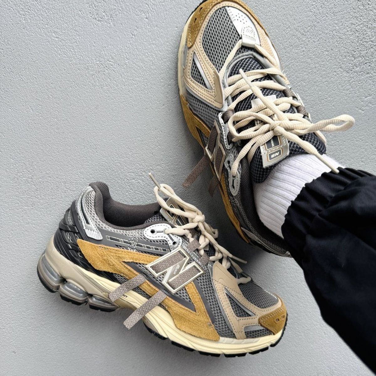 New Balance 1906D