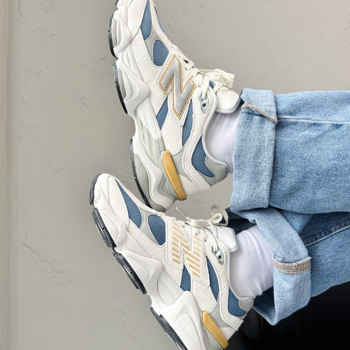 New Balance 9060