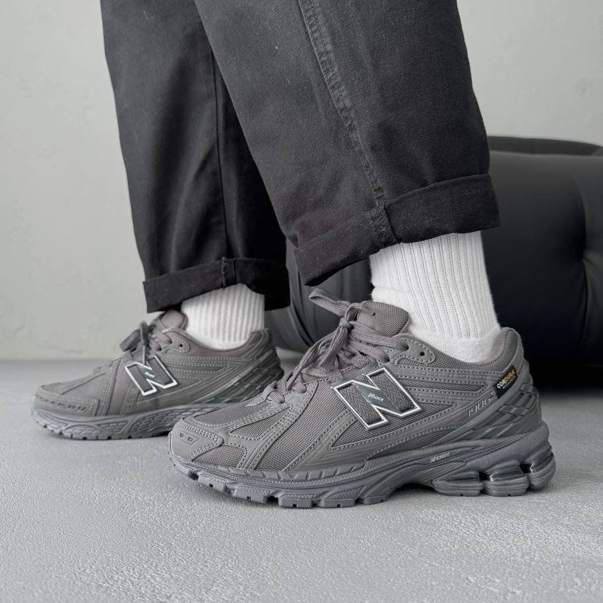 New Balance 1906R