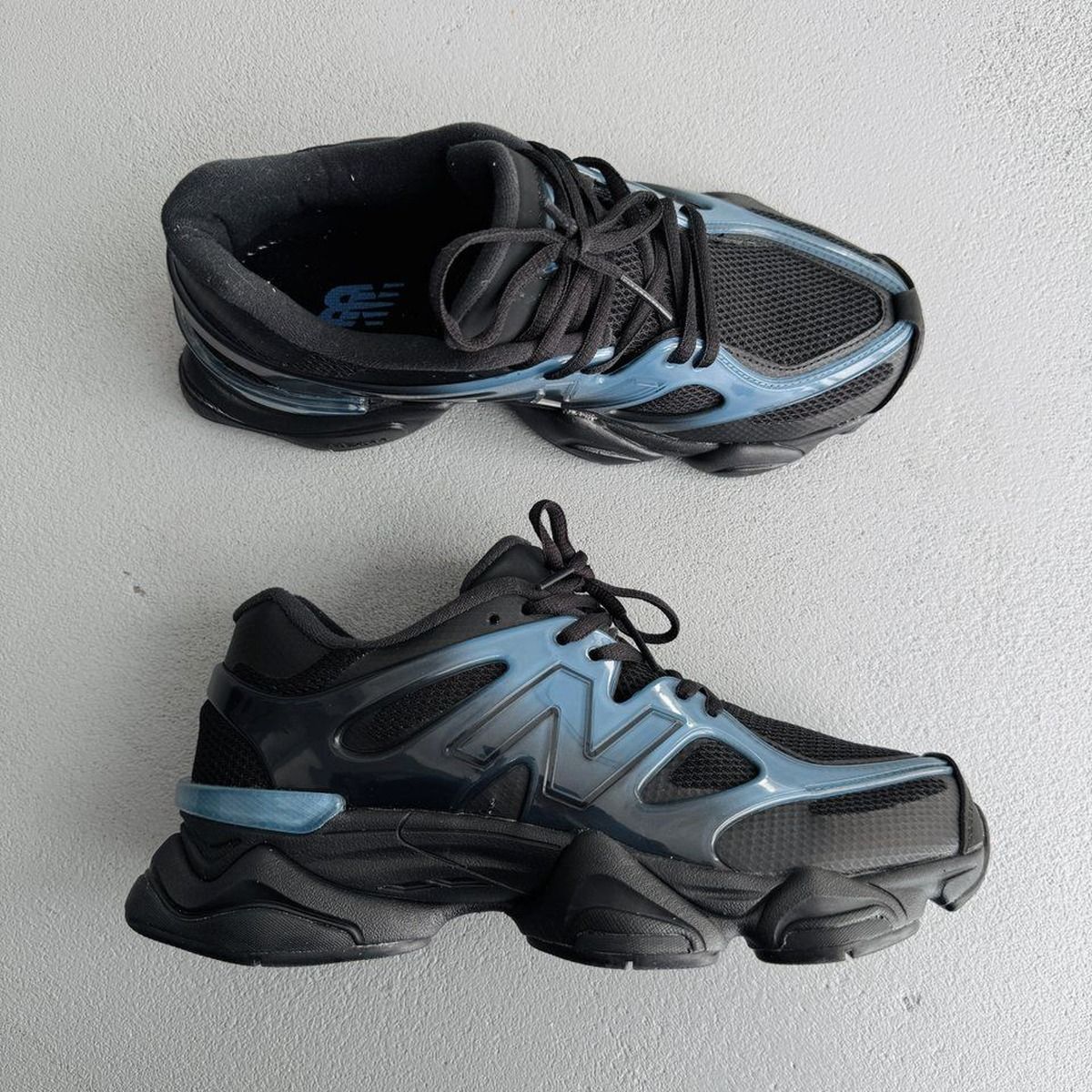 New Balance 9060