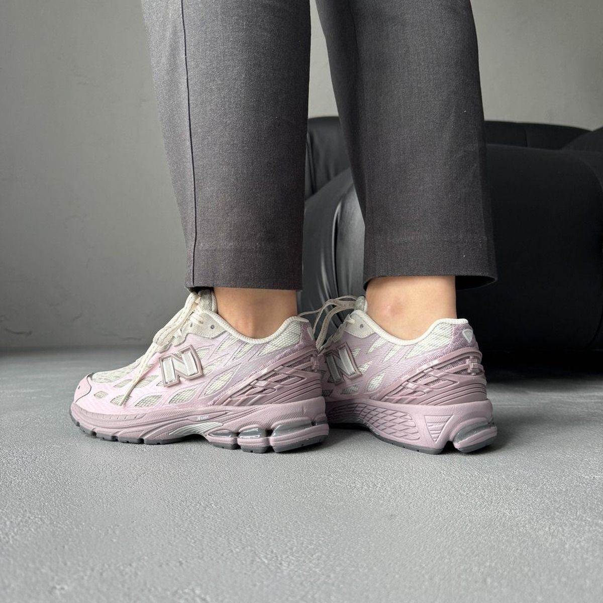 New Balance 1906R