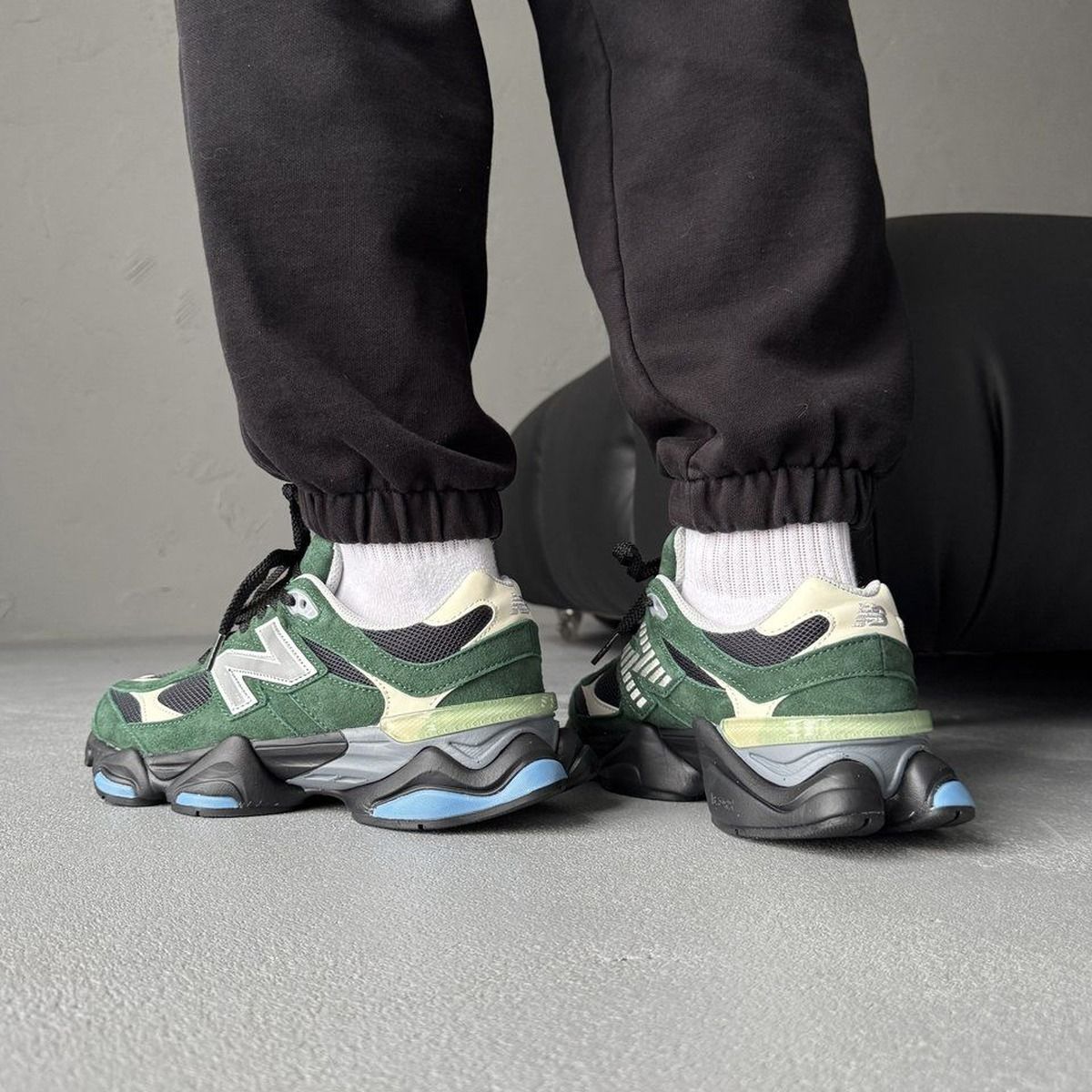 New Balance 9060