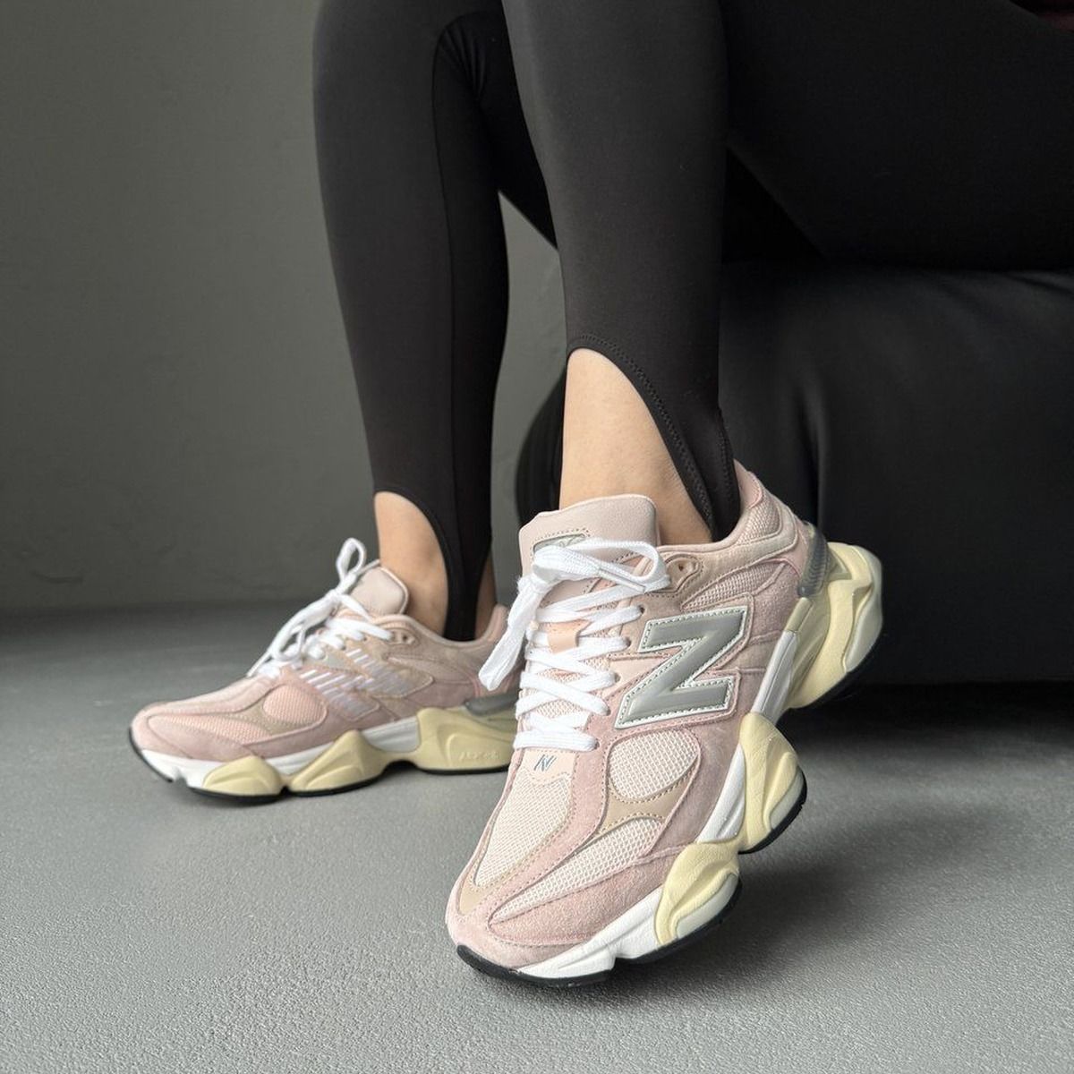 New Balance 9060