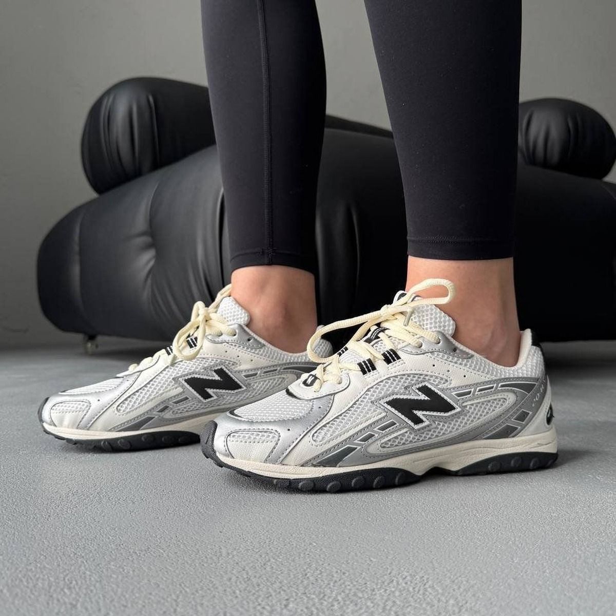 New Balance 204L