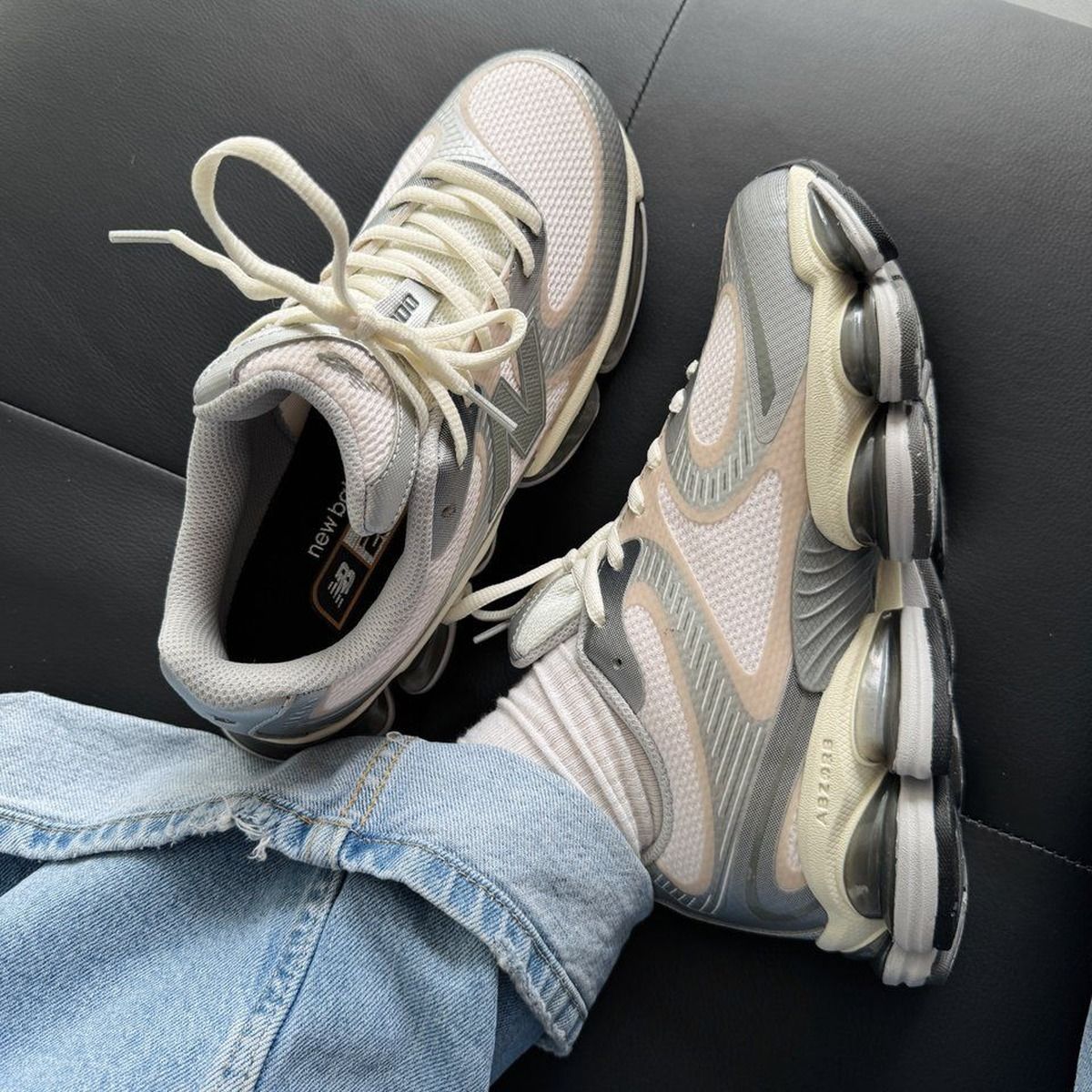 New Balance ABZORB 2000