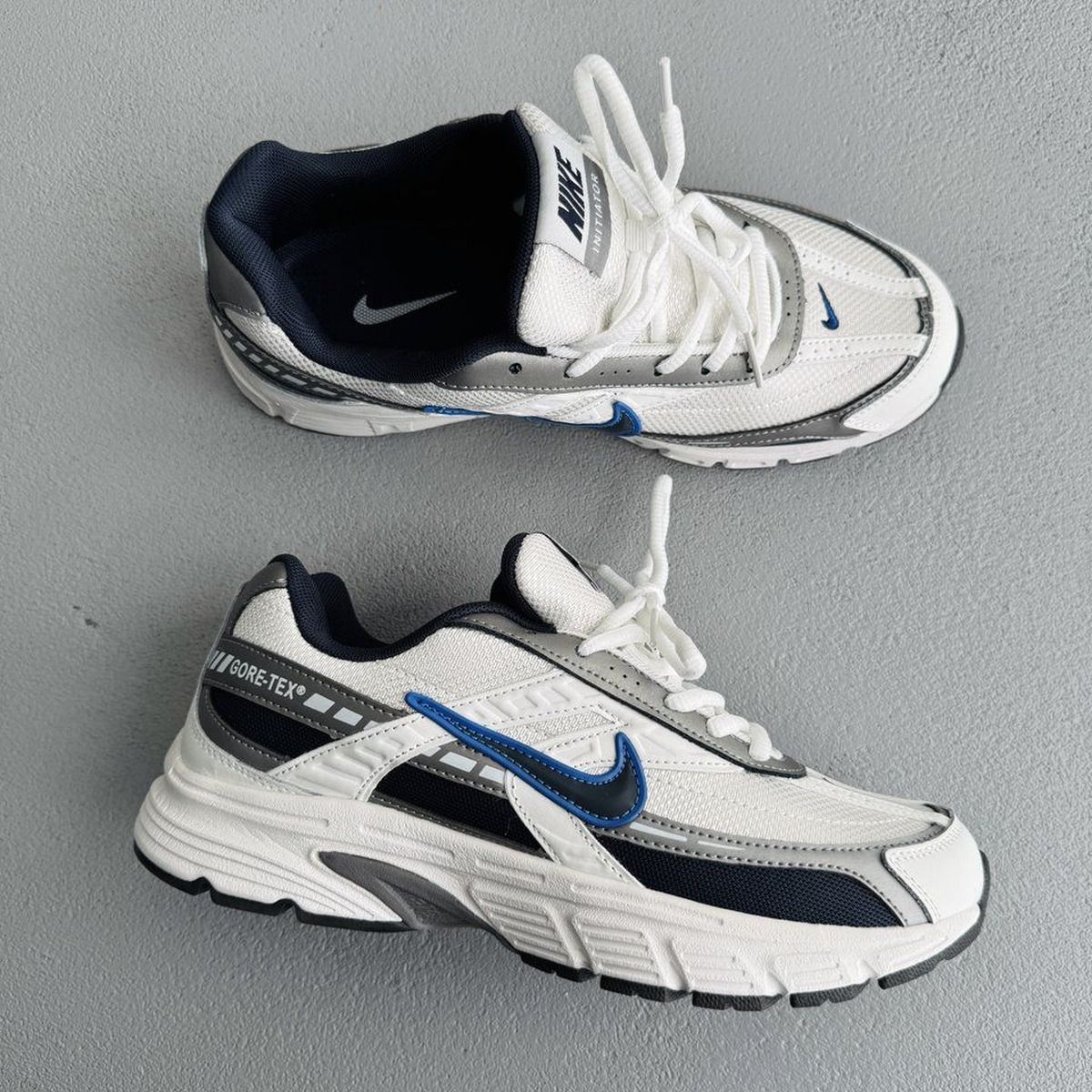 Nike Initiator