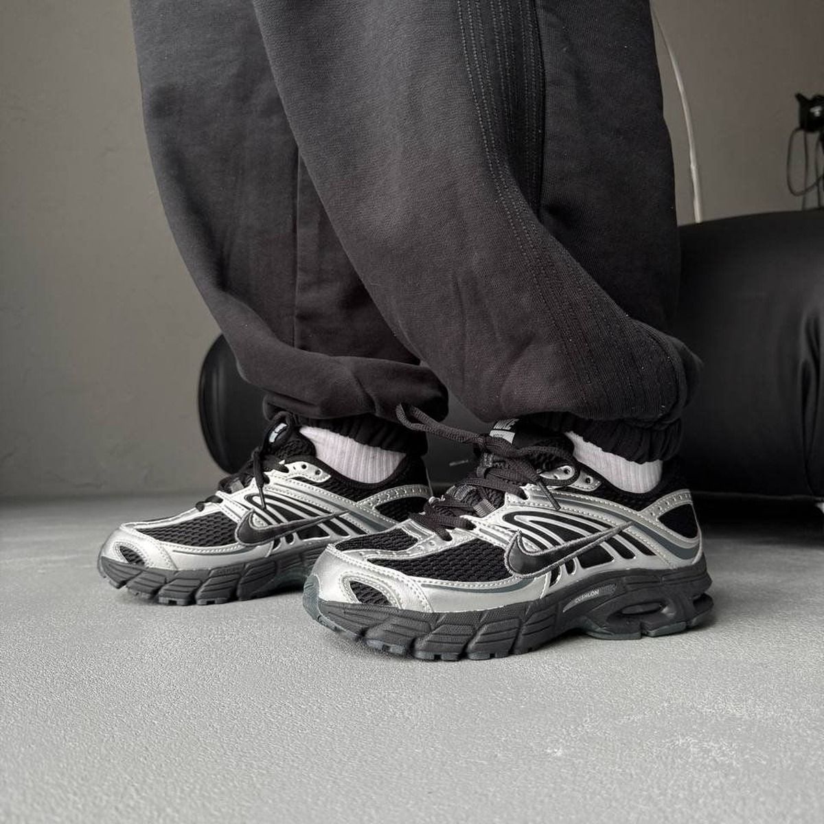 Nike Air Max Moto 2K