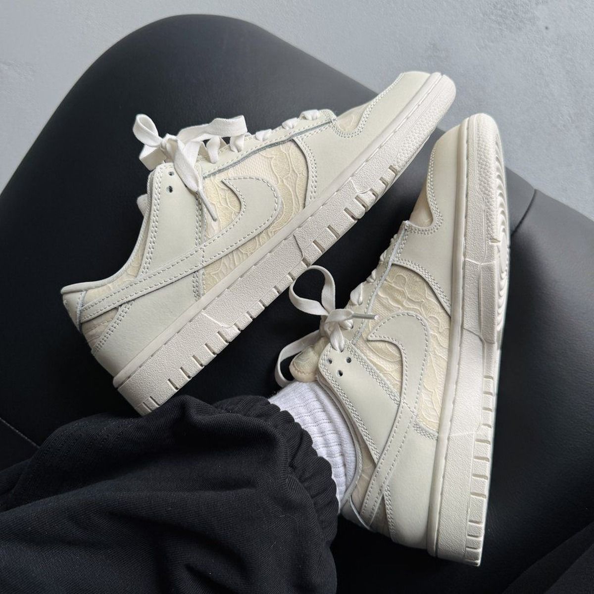 Nike Dunk Low WMNS Lace Pack