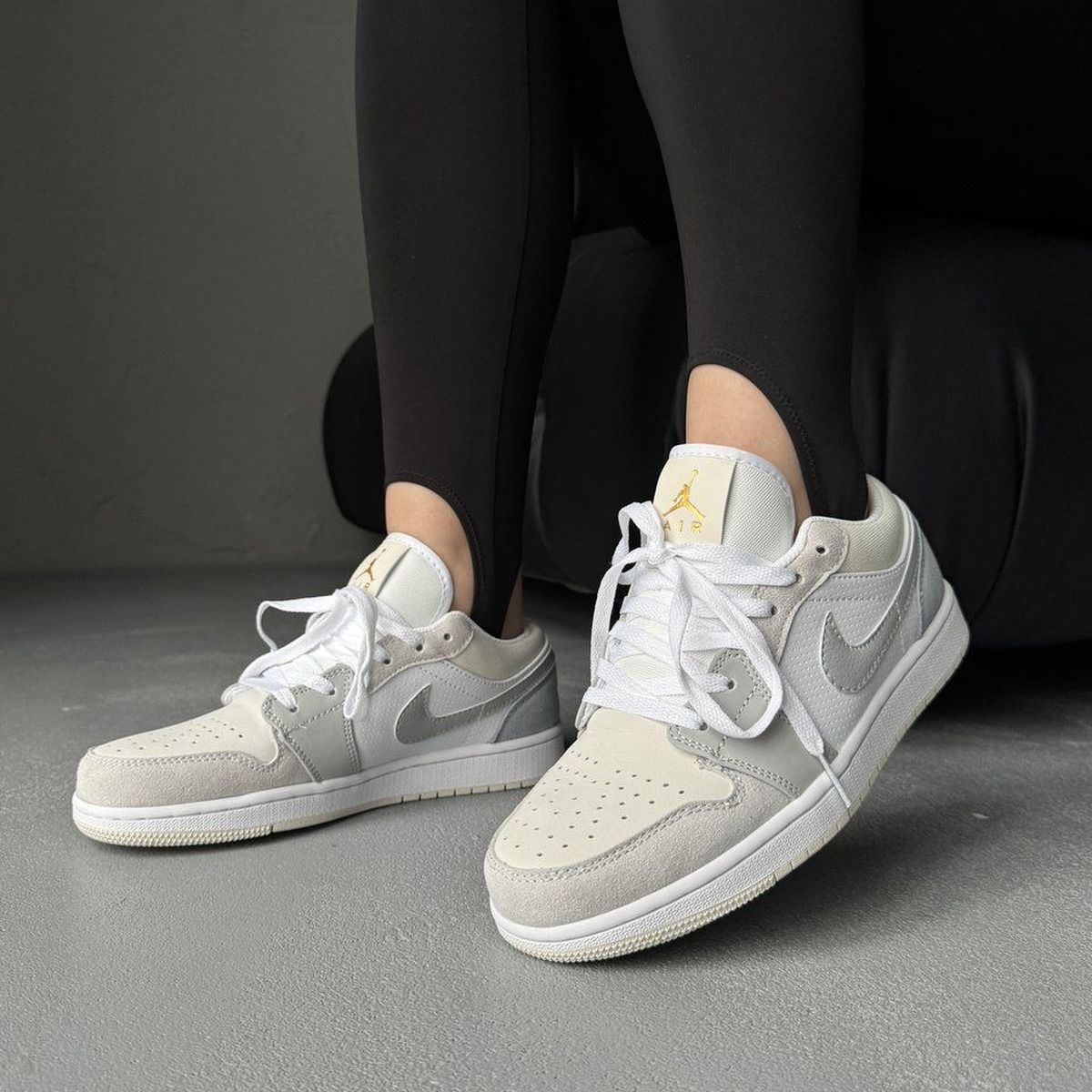 Nike Air Jordan 1 Low Grey/White/Blue