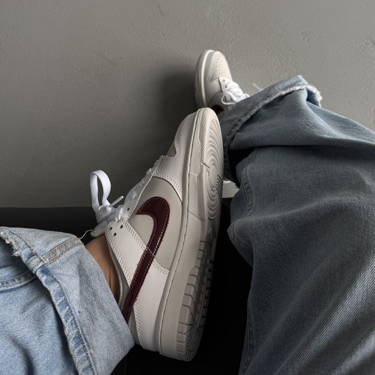 Nike SB Dunk Sail Burgundy Crush